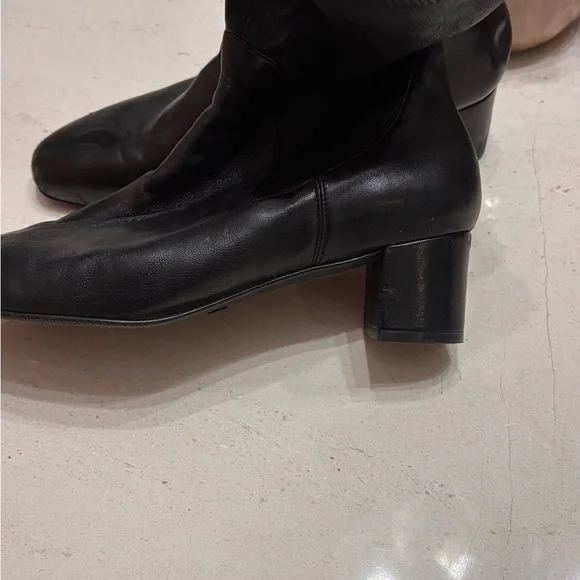 Stuart Whietman Black Leather booties 9.5 - Picture 2 of 6